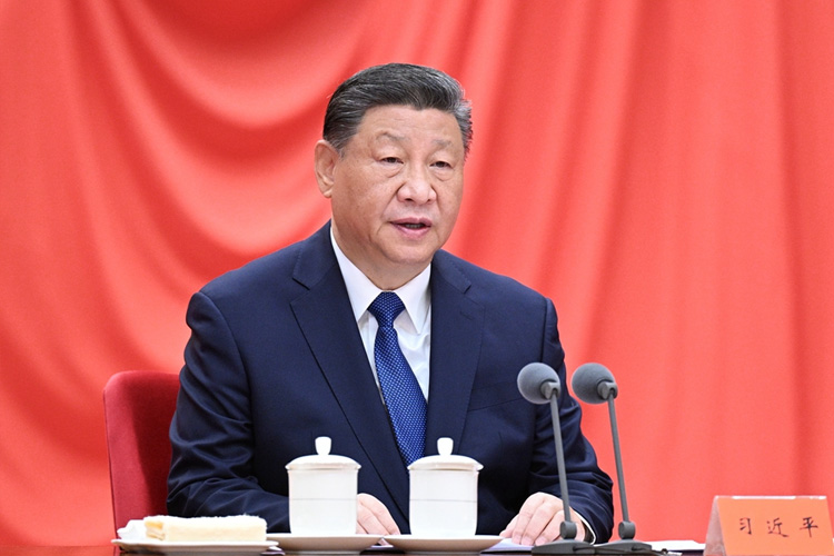 习近平：把中央八项规定作为铁规矩、硬杠杠